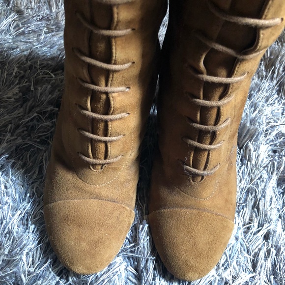 SOLD Aldo tan boots size 6 - Picture 6 of 8